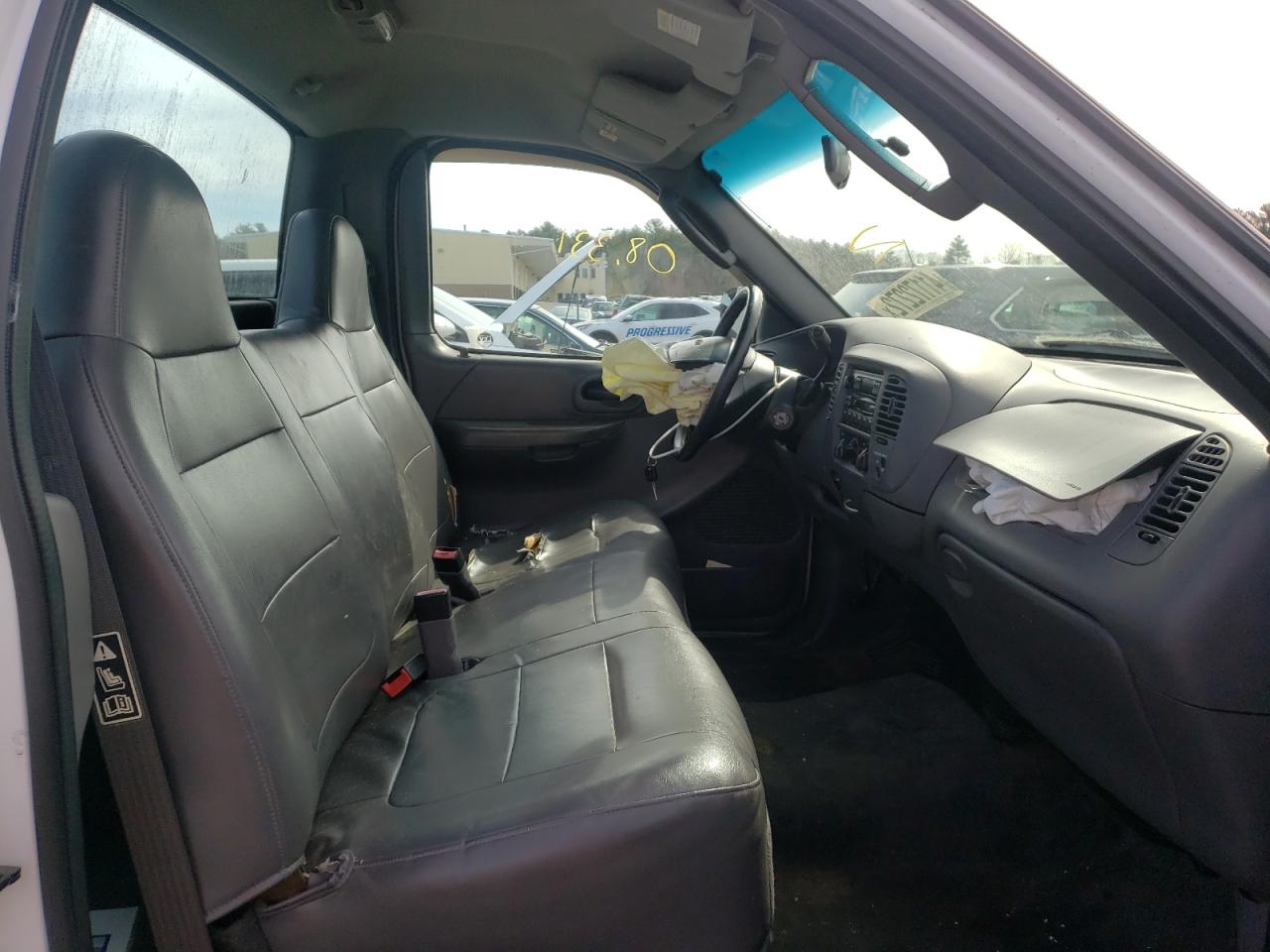 Photo 5 from auction – 2002 FORD F150 with VIN 2FTRF17232CA83017