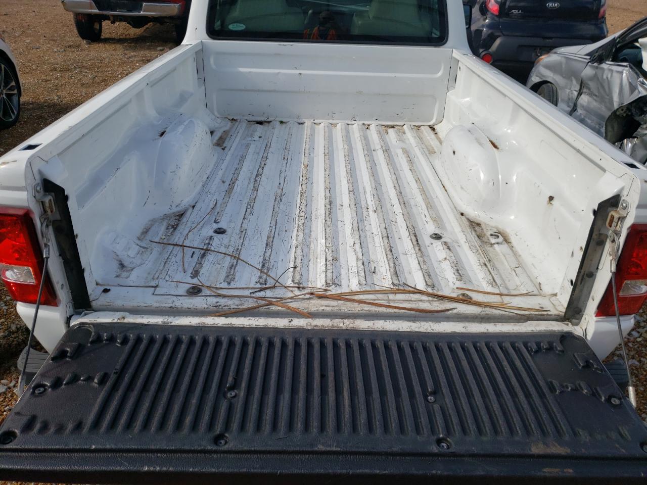 Photo 6 from auction – 2006 FORD RANGER with VIN 1FTYR10D46PA42186