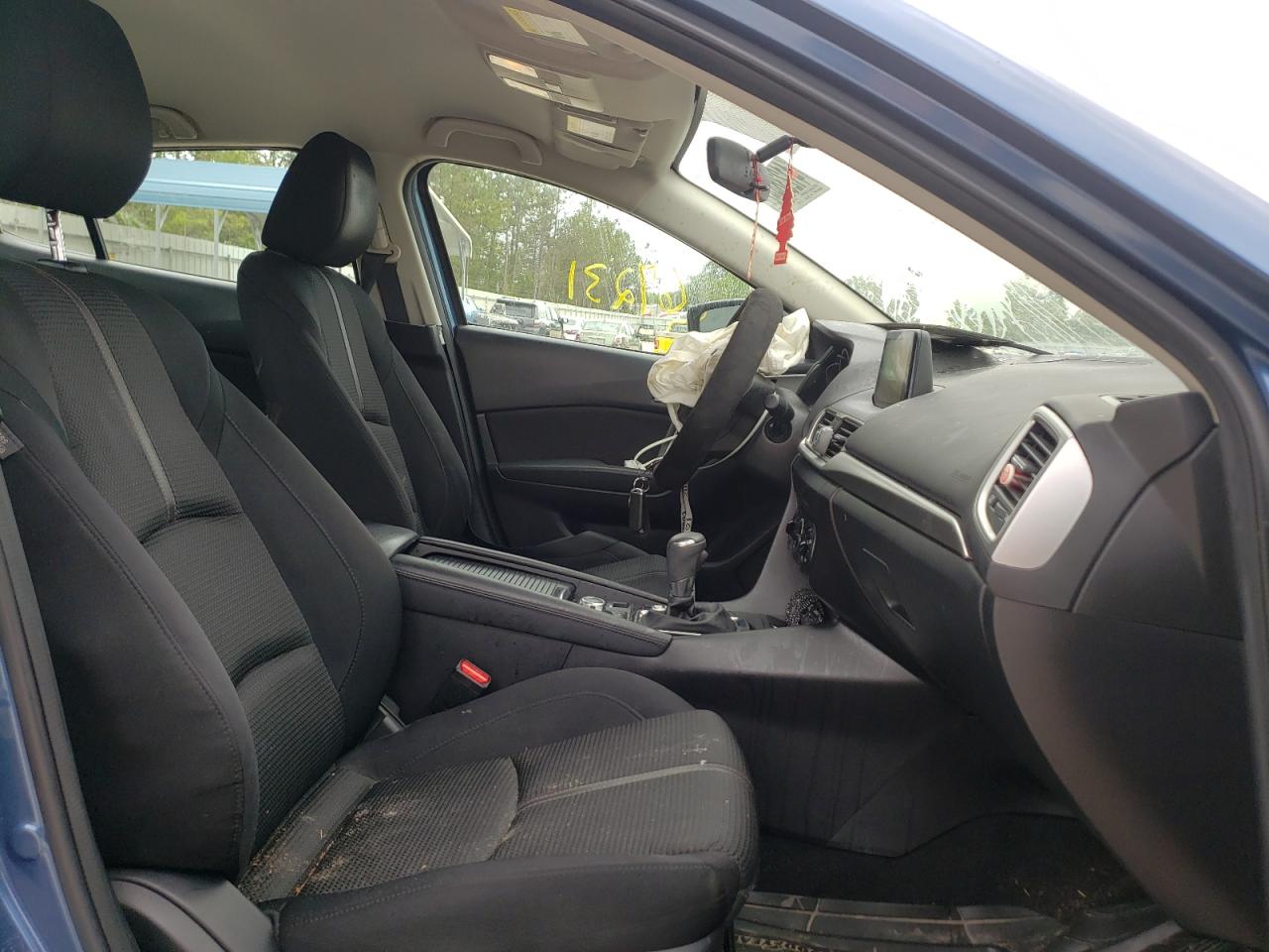 Photo 5 from auction – 2017 MAZDA 3 SPORT with VIN 3MZBN1U7XHM106520