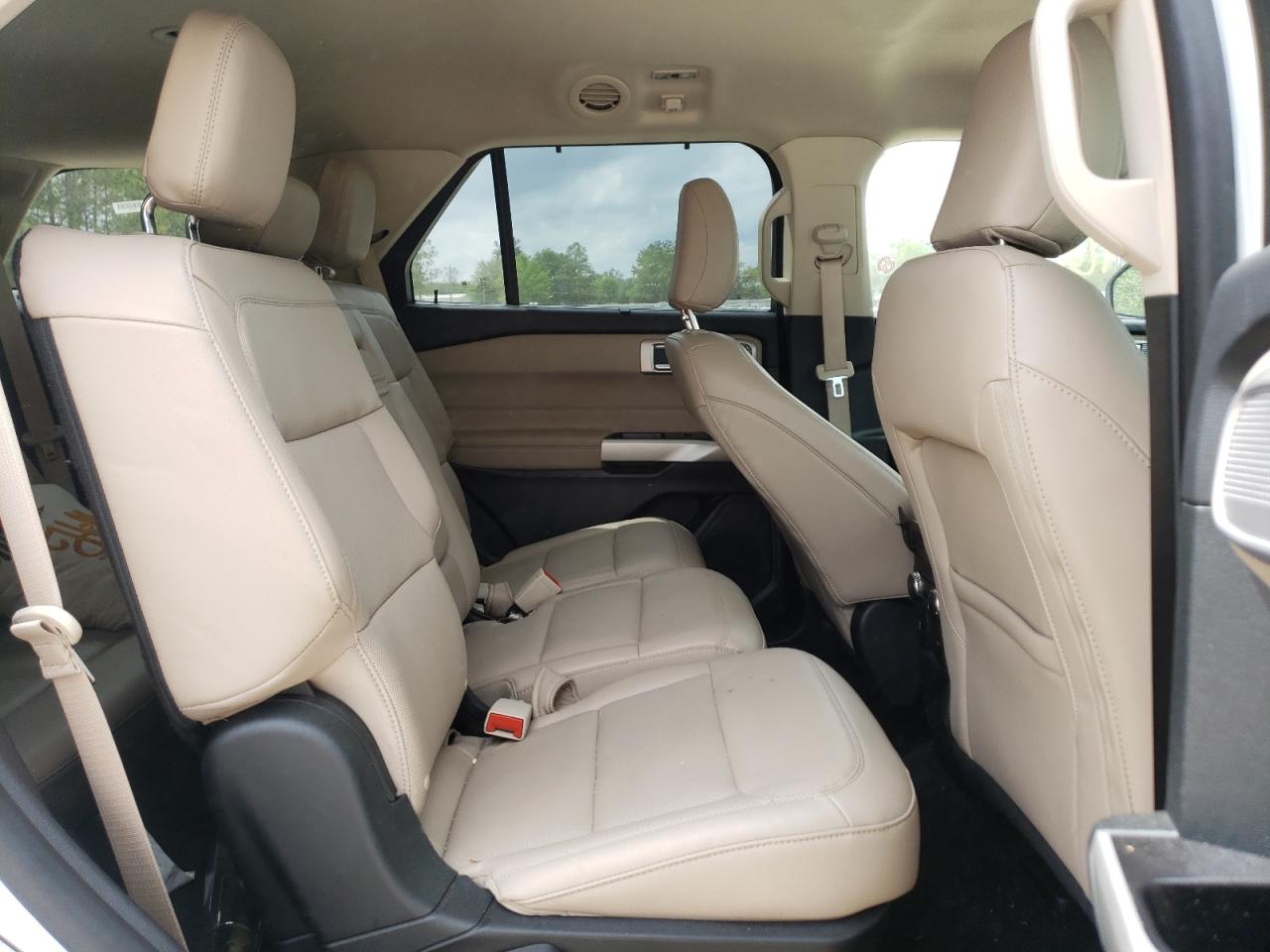 Photo 6 from auction – 2021 FORD EXPLORER L with VIN 1FMSK8FH3MGB72661