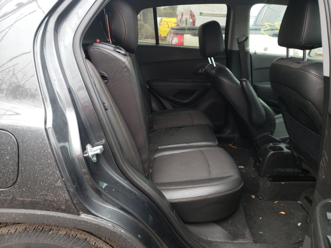 Photo 6 from auction – 2018 CHEVROLET TRAX 1LT with VIN 3GNCJLSB8JL324979
