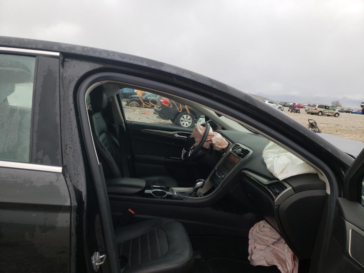Photo 5 from auction – 2014 FORD FUSION SE with VIN 3FA6P0PU9ER285860