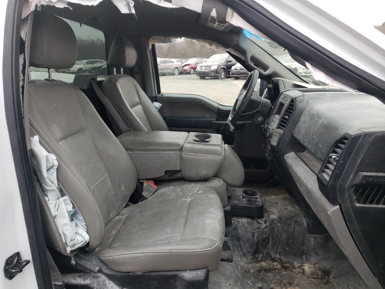 Photo 5 from auction – 2019 FORD F150 with VIN 1FTMF1CB4KKC18064
