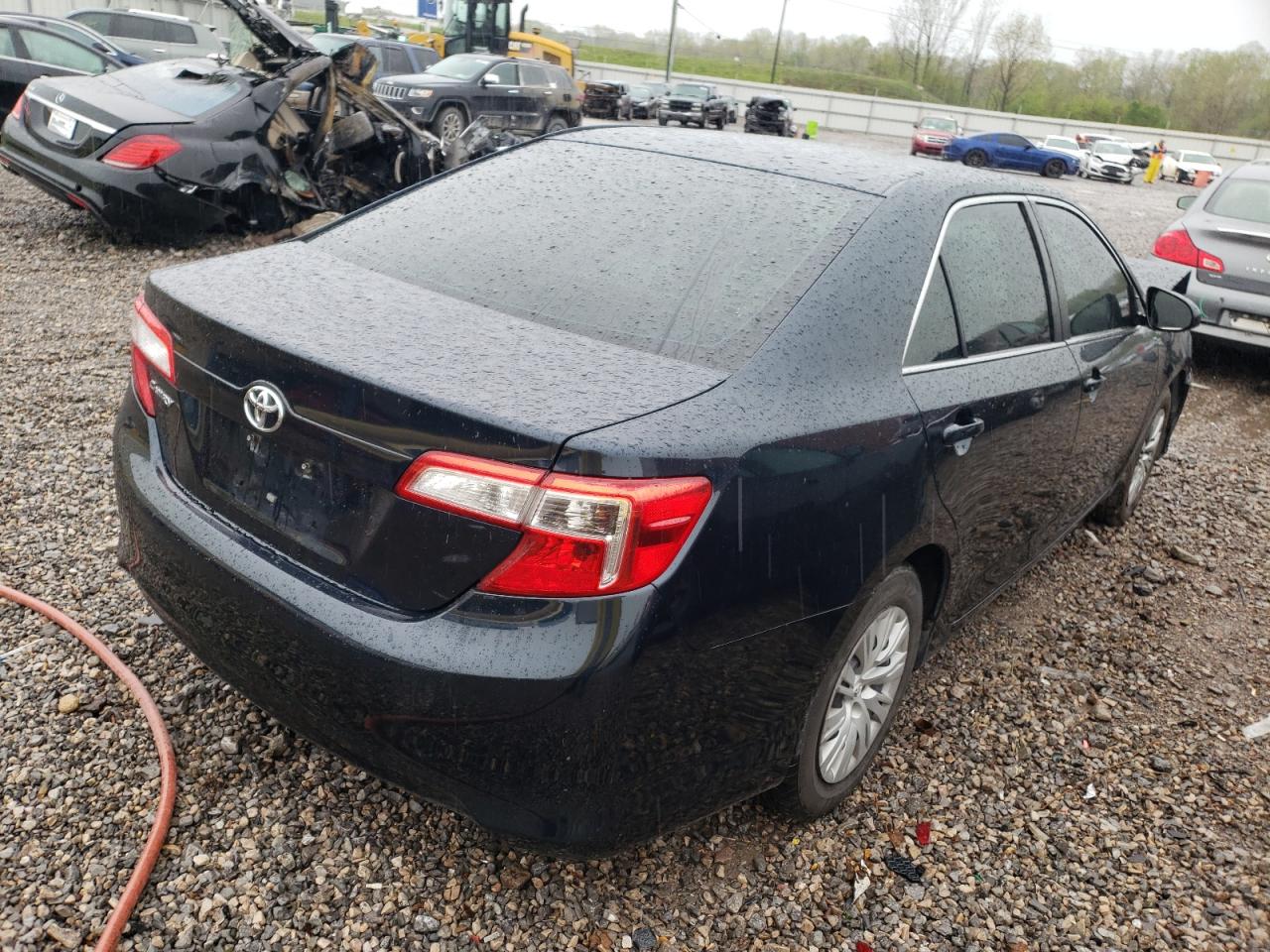 Photo 4 from auction – 2014 TOYOTA CAMRY L with VIN 4T1BF1FK7EU848152