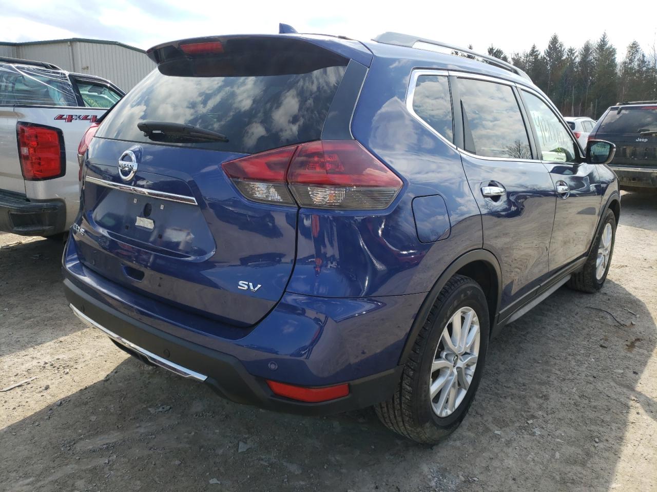 Photo 4 from auction – 2020 NISSAN ROGUE S with VIN 5N1AT2MT1LC760769