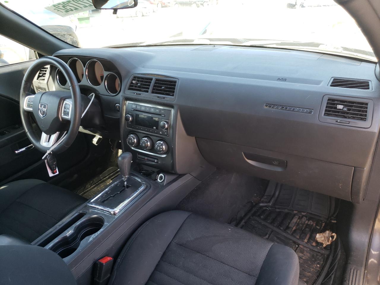 Photo 9 from auction – 2014 DODGE CHALLENGER with VIN 2C3CDYAG4EH294361