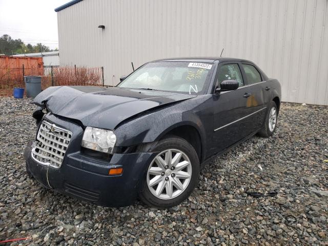 Photo 2 from auction – 2008 CHRYSLER 300 LX with VIN 2C3KA43R18H209217