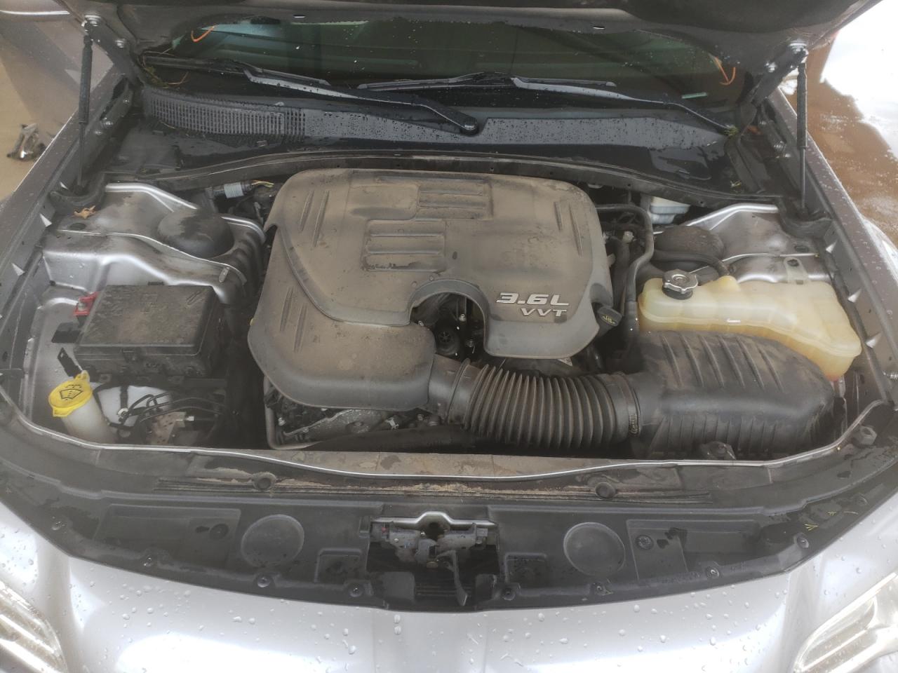 Photo 7 from auction – 2015 CHRYSLER 300 LIMITE with VIN 2C3CCAAG0FH887128