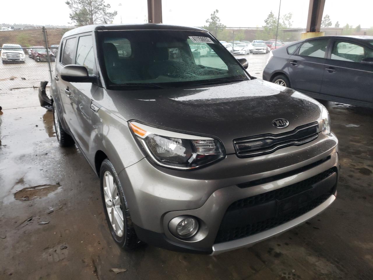 KIA SOUL + 2017 with VIN KNDJP3A55H7442657 - Photo from auction