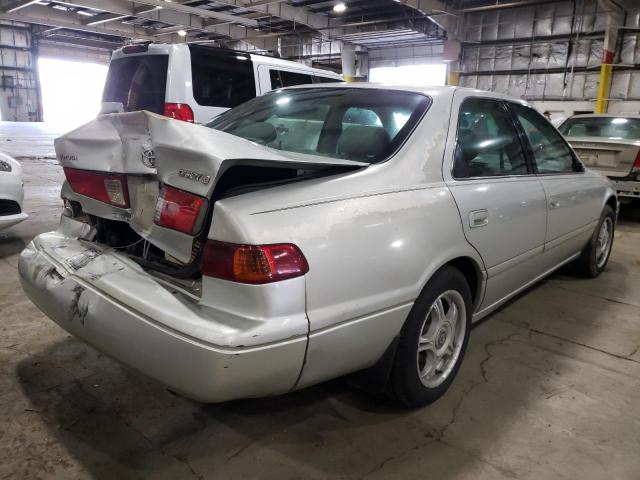 Photo 4 from auction – 2000 TOYOTA CAMRY AUTO with VIN 4T1BG22K8YU685329