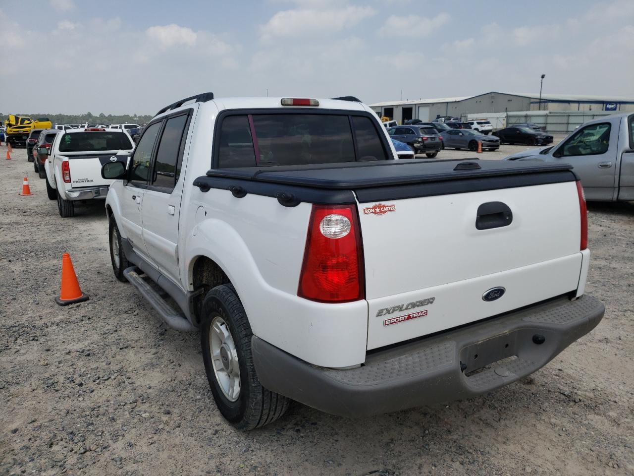Photo 3 from auction – 2002 FORD EXPLORER S with VIN 1FMZU67E52UB26264