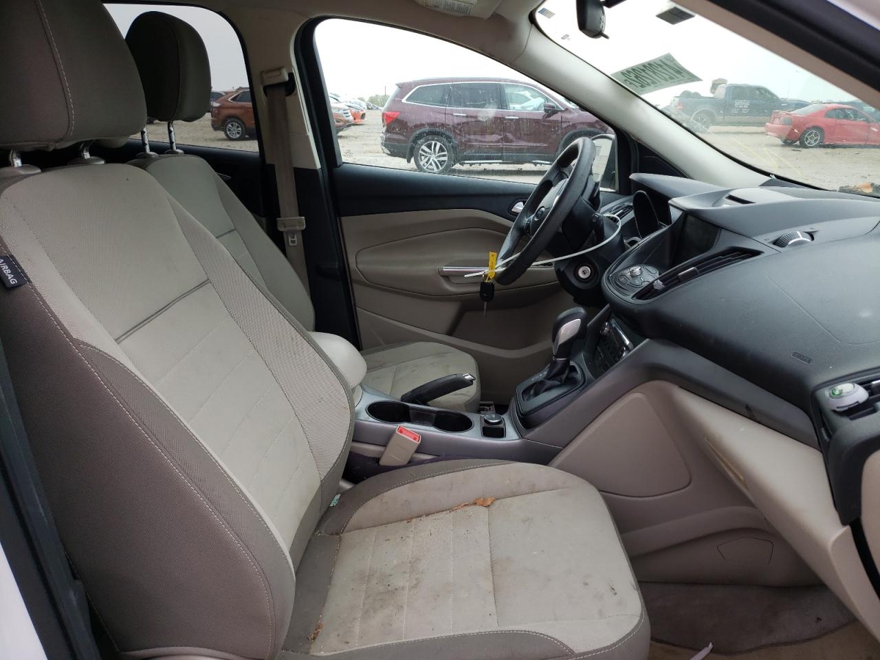 Photo 5 from auction – 2014 FORD ESCAPE SE with VIN 1FMCU0GX2EUC41056