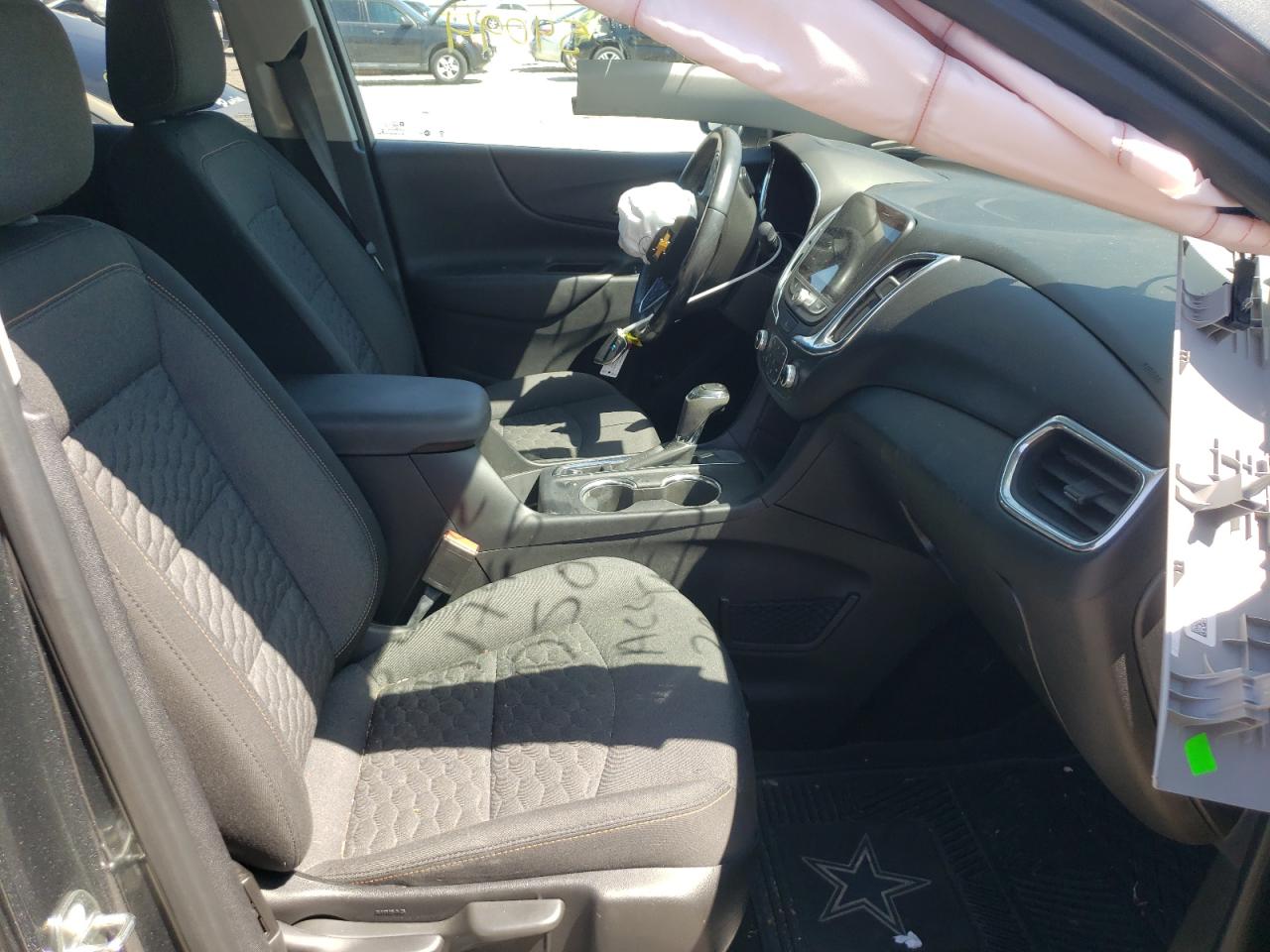 Photo 5 from auction – 2018 CHEVROLET EQUINOX LT with VIN 2GNAXJEV7J6226272
