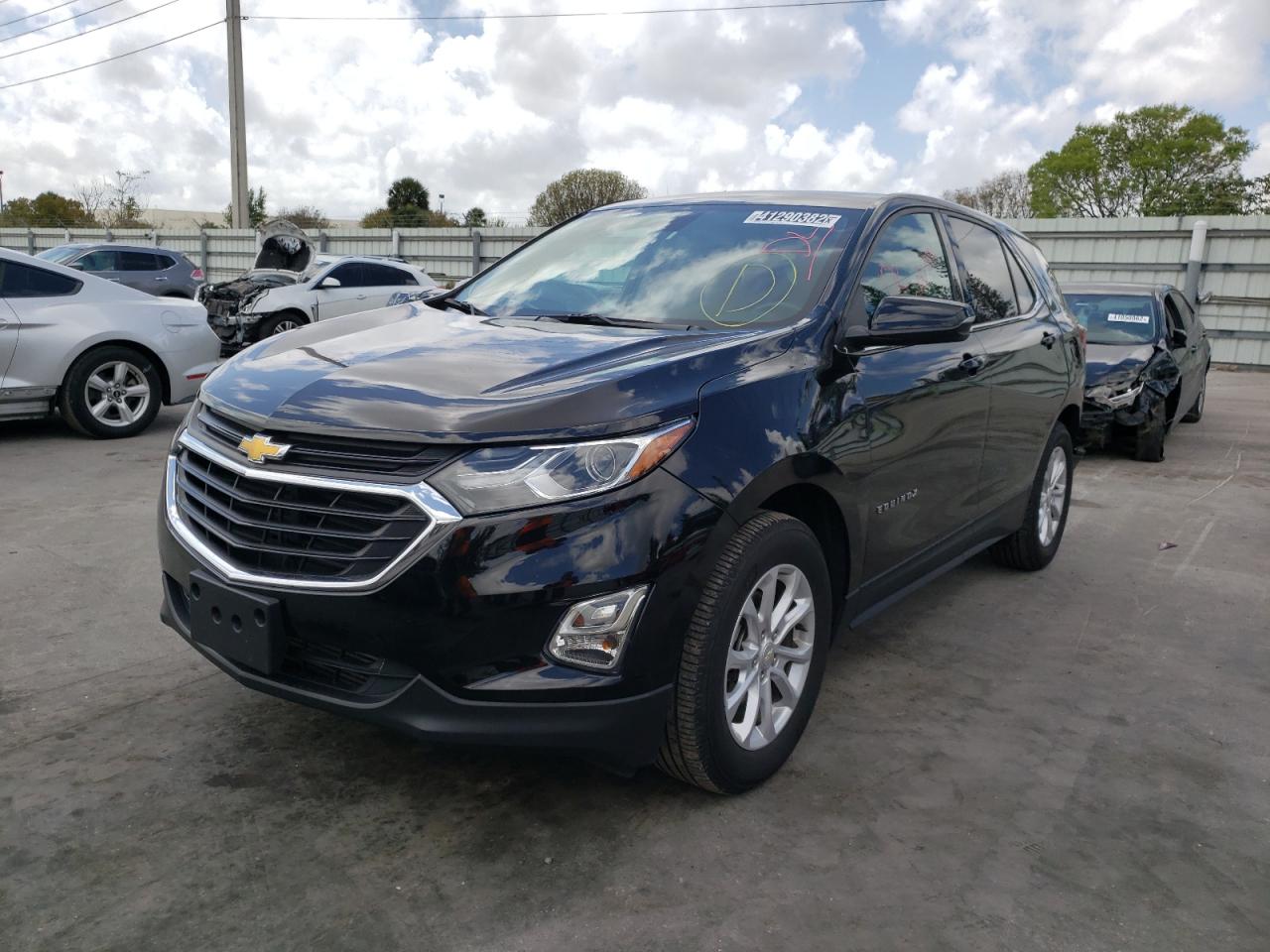 Photo 2 from auction – 2018 CHEVROLET EQUINOX LT with VIN 3GNAXJEV8JL256523