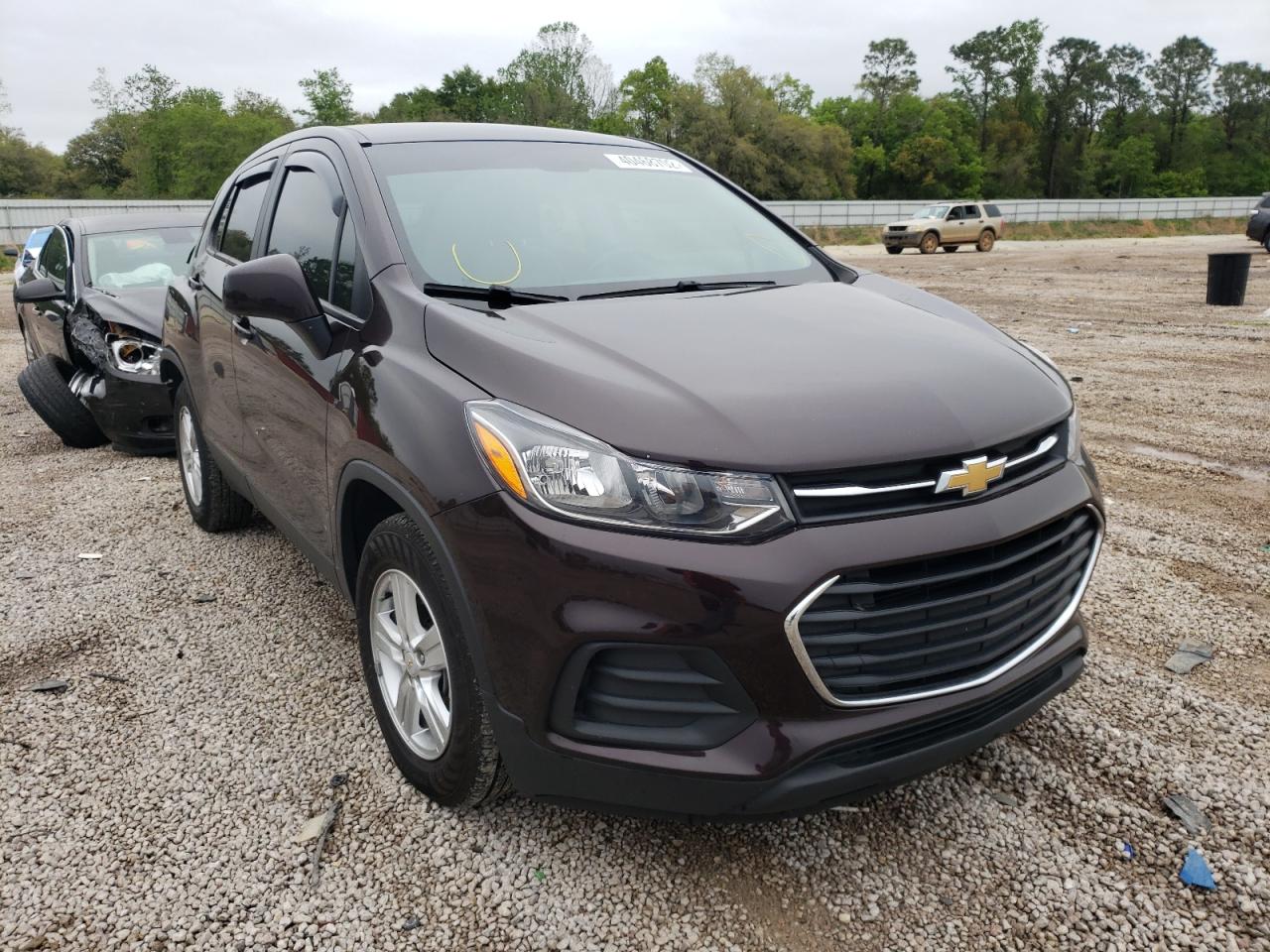 CHEVROLET TRAX LS 2020 with VIN KL7CJKSB9LB330827 - Photo from auction