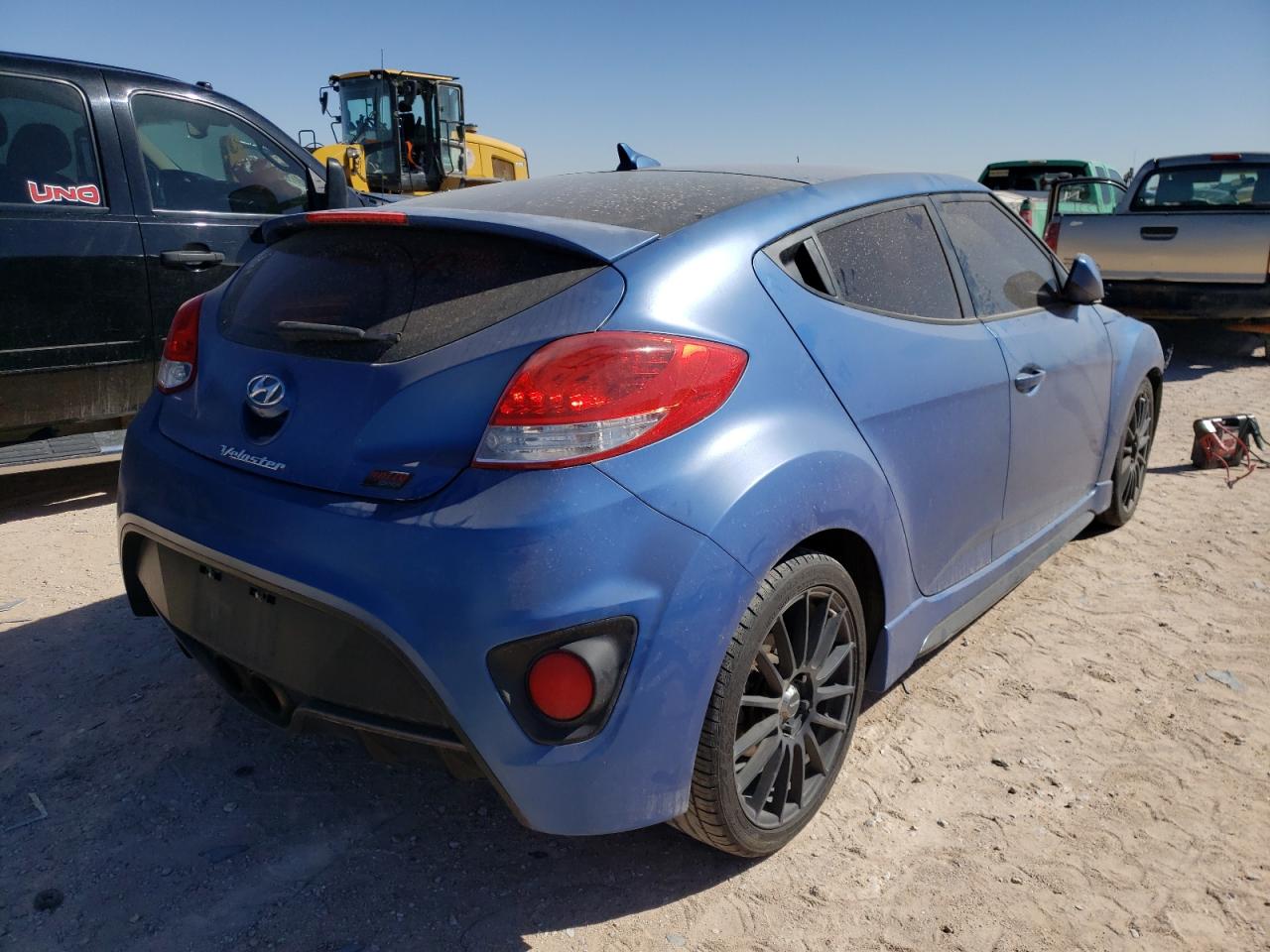 Photo 4 from auction – 2016 HYUNDAI VELOSTER T with VIN KMHTC6AE1GU257880
