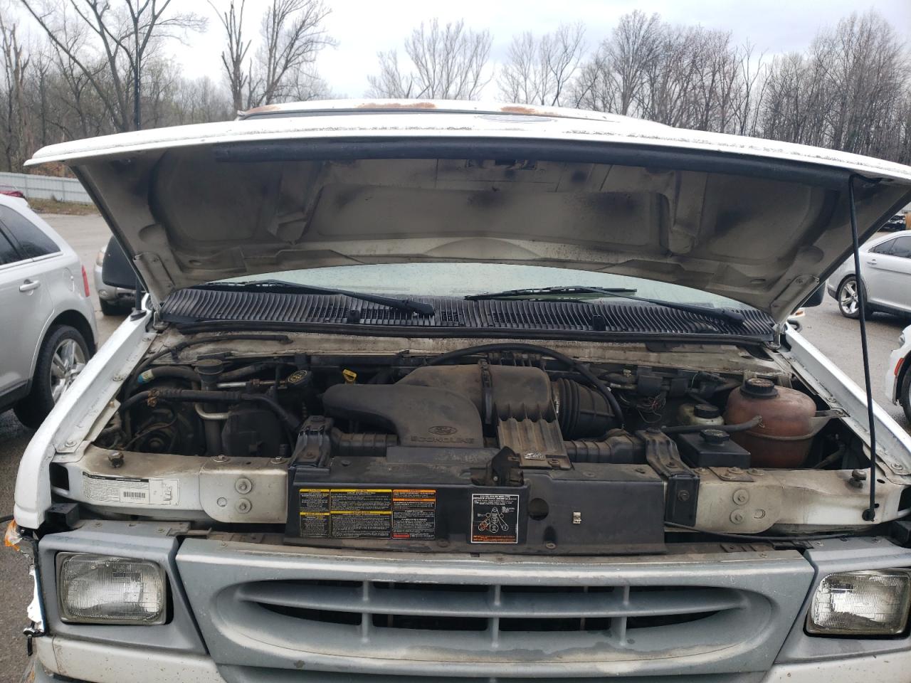Photo 7 from auction – 2000 FORD ECONOLINE with VIN 1FTNE24L8YHB60311