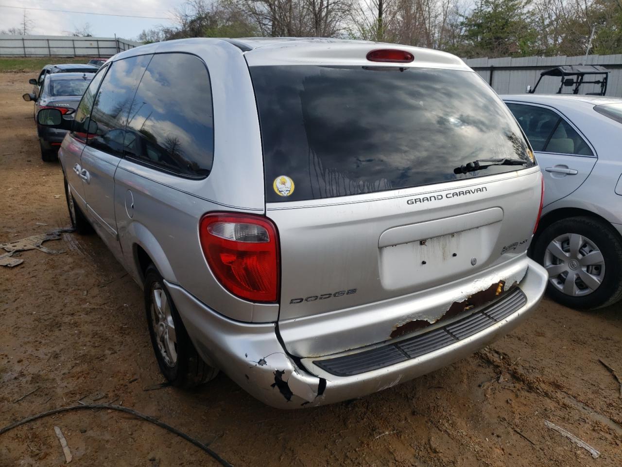 Photo 3 from auction – 2007 DODGE GRAND CARA with VIN 2D4GP44L97R241385