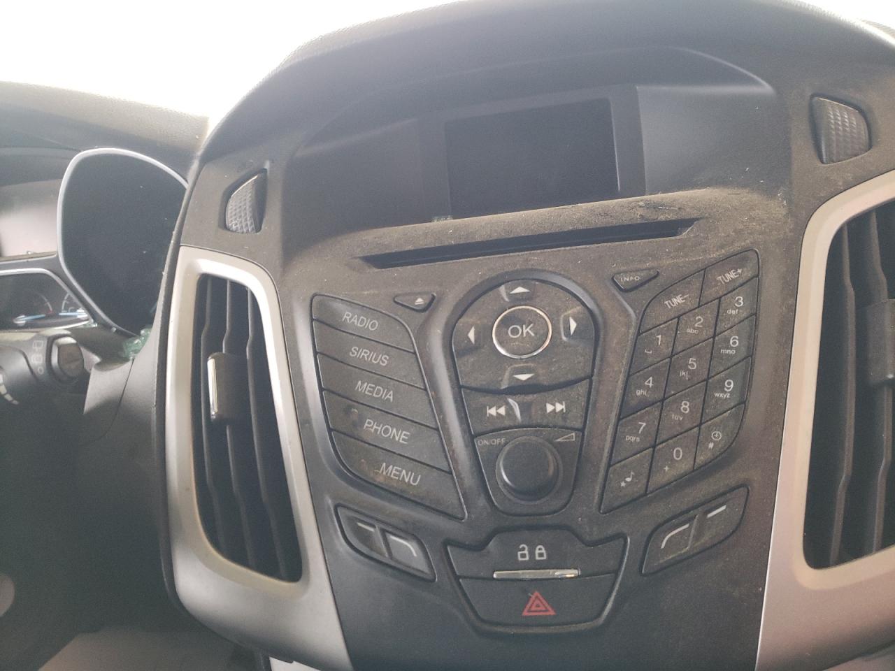 Photo 9 from auction – 2014 FORD FOCUS SE with VIN 1FADP3K27EL292044