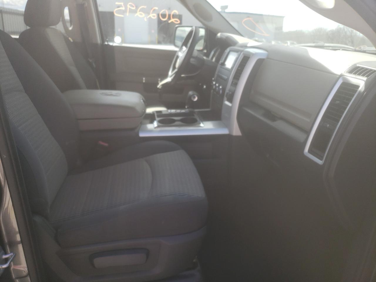 Photo 5 from auction – 2009 DODGE RAM 1500 with VIN 1D3HV18T39S700290