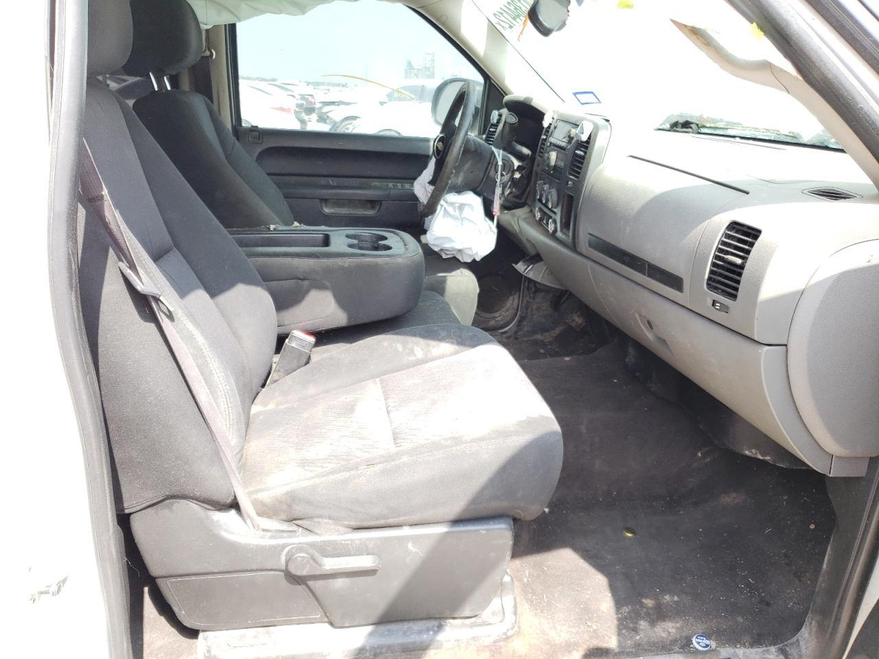 Photo 5 from auction – 2011 CHEVROLET SILVERADO with VIN 3GCPCREA1BG299296