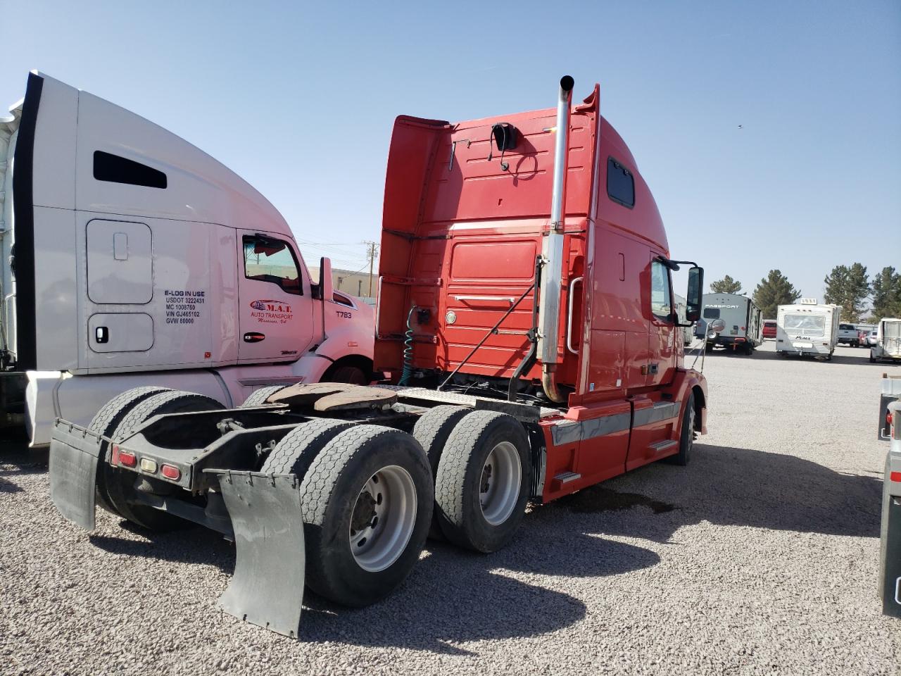 Photo 4 from auction – 2004 VOLVO VN VNL with VIN 4V4NC9GH54N354297