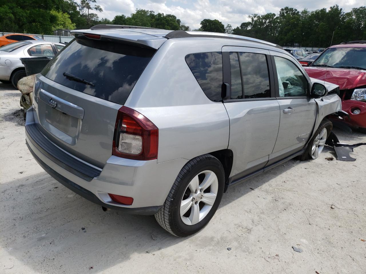 Photo 4 from auction – 2015 JEEP COMPASS SP with VIN 1C4NJDBB5FD162927