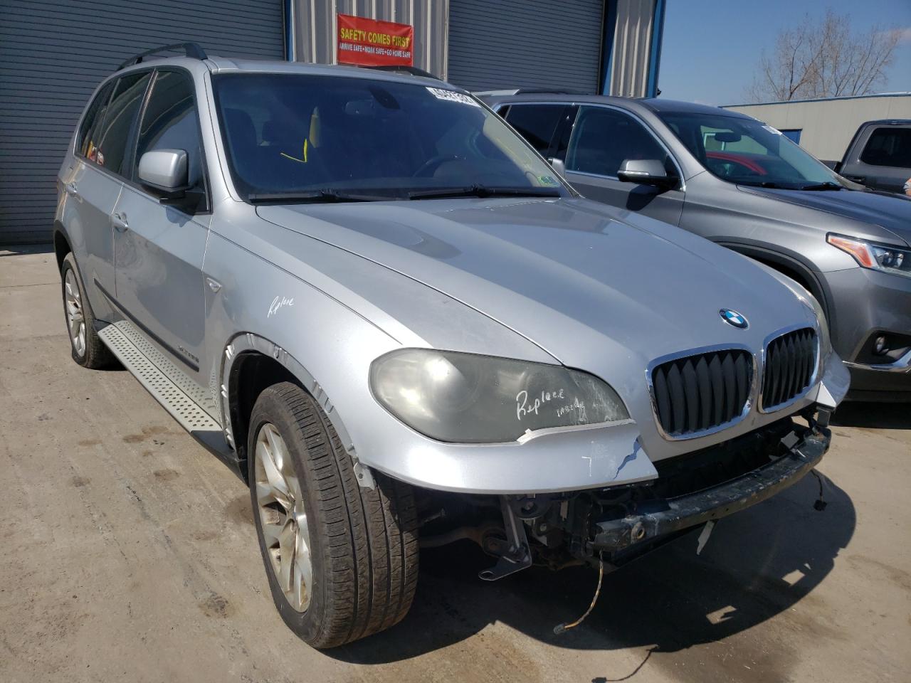 Photo 1 from auction – 2011 BMW X5 XDRIVE3 with VIN 5UXZV4C55BL402409
