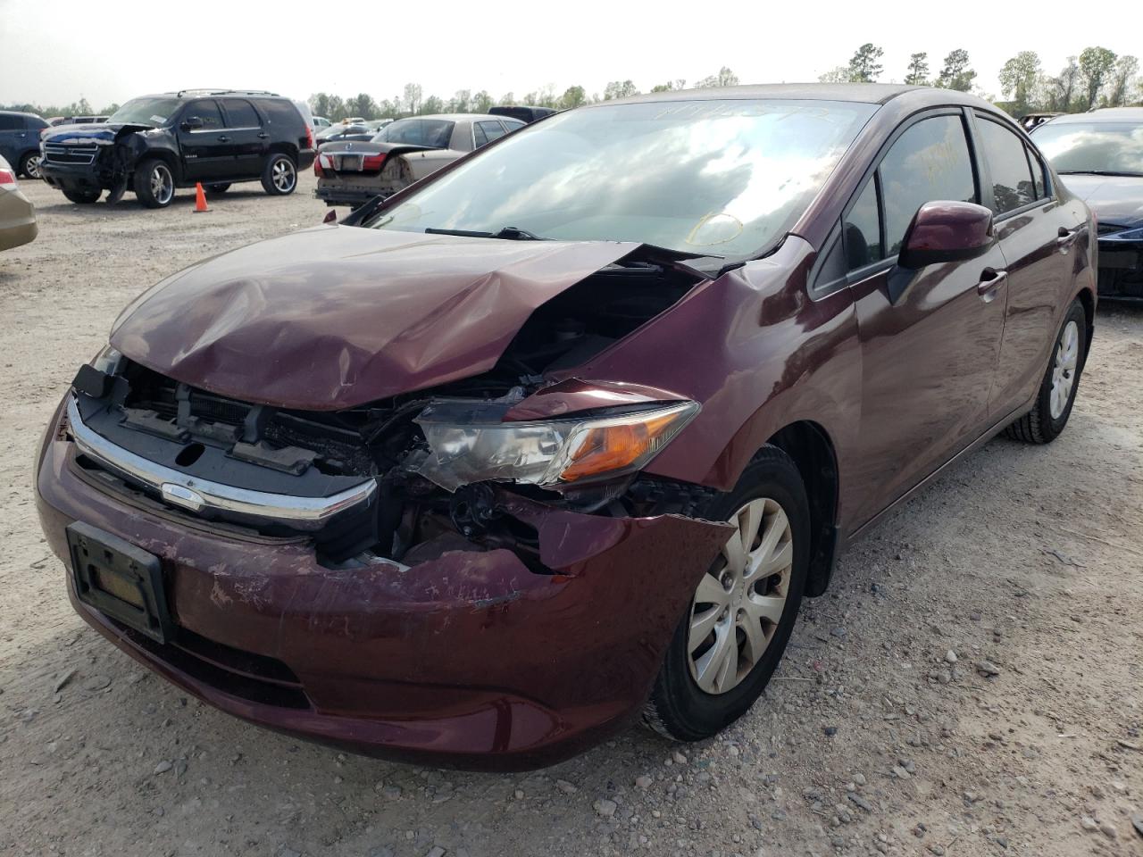 Photo 2 from auction – 2012 HONDA CIVIC LX with VIN 19XFB2F51CE320927