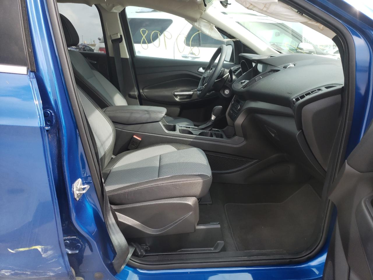 Photo 5 from auction – 2017 FORD ESCAPE SE with VIN 1FMCU0G98HUF02034