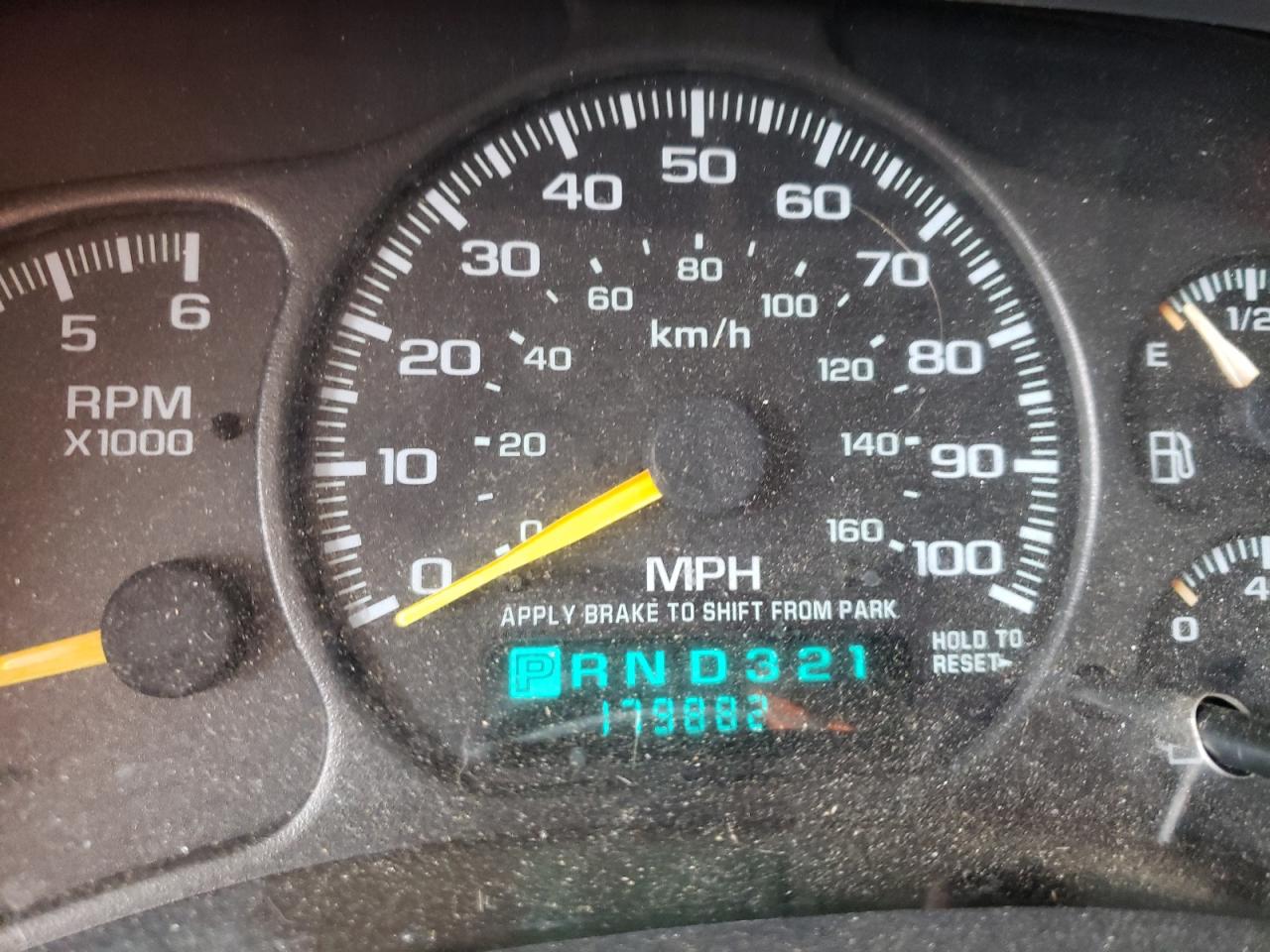 Photo 8 from auction – 2000 CHEVROLET SILVERADO with VIN 2GCEC19T1Y1332643