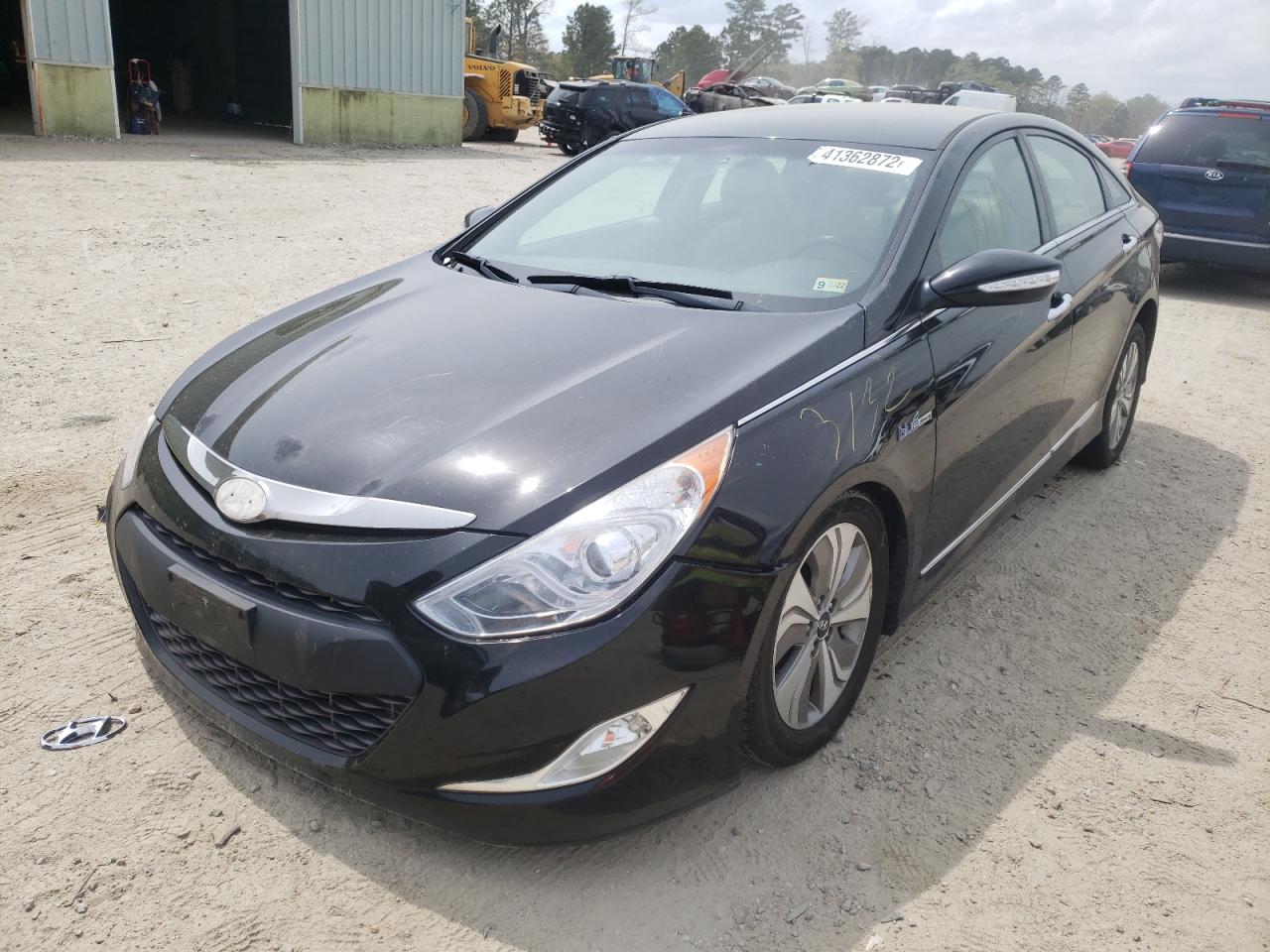 Photo 2 from auction – 2014 HYUNDAI SONATA HYB with VIN KMHEC4A44EA109547