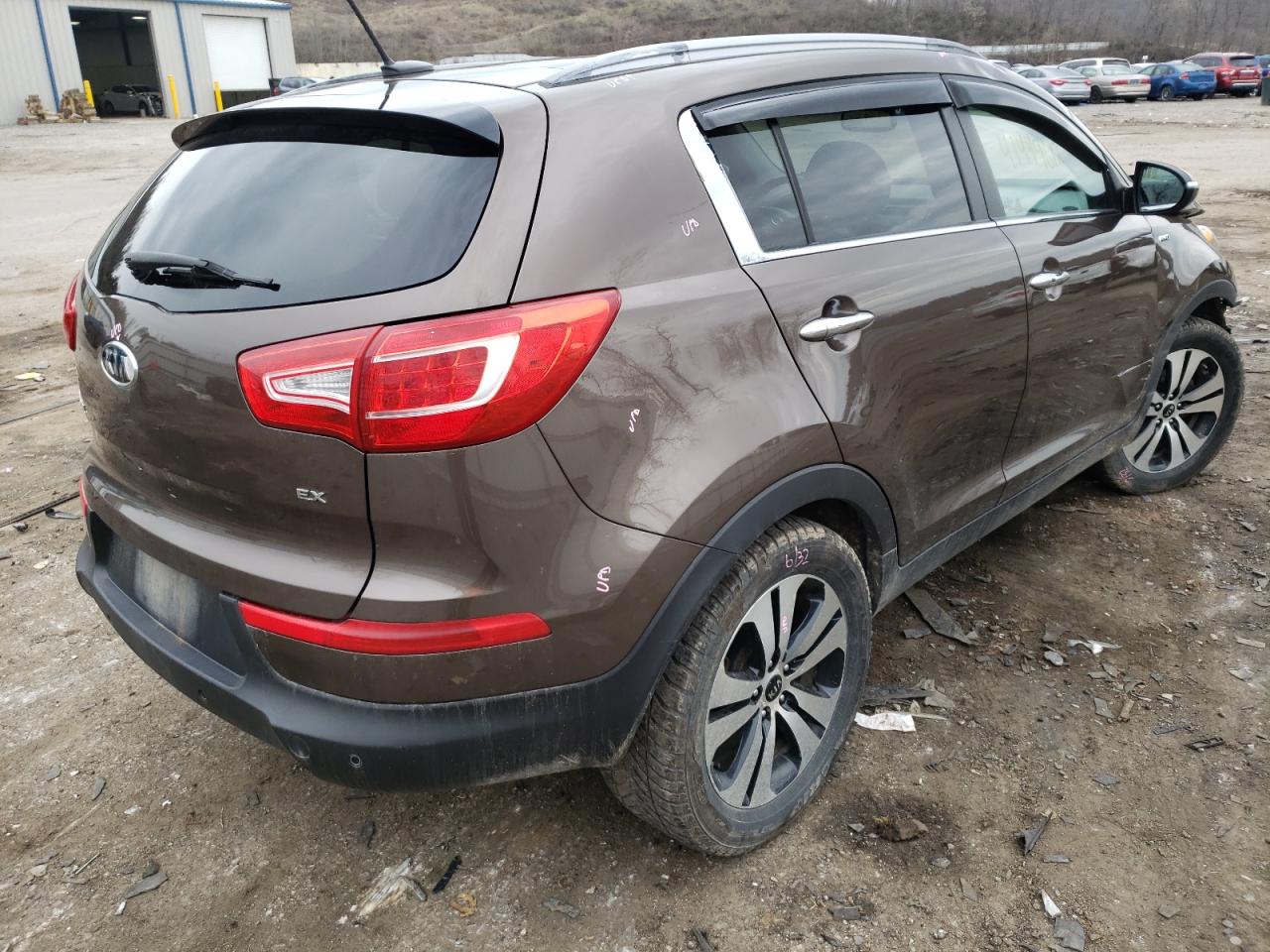 Photo 4 from auction – 2011 KIA SPORTAGE E with VIN KNDPCCA29B7078830