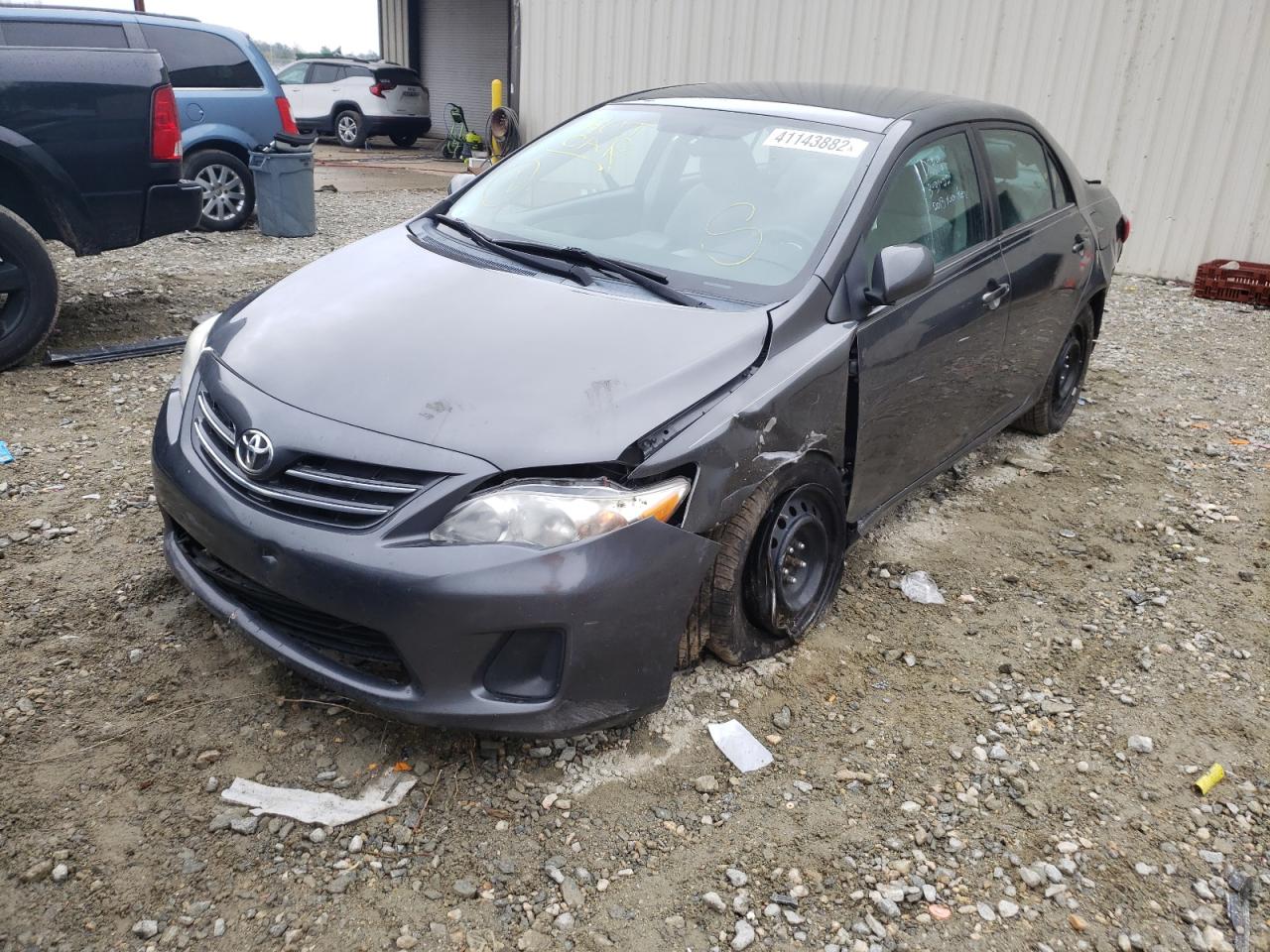 Photo 2 from auction – 2013 TOYOTA COROLLA BA with VIN 2T1BU4EE4DC047164