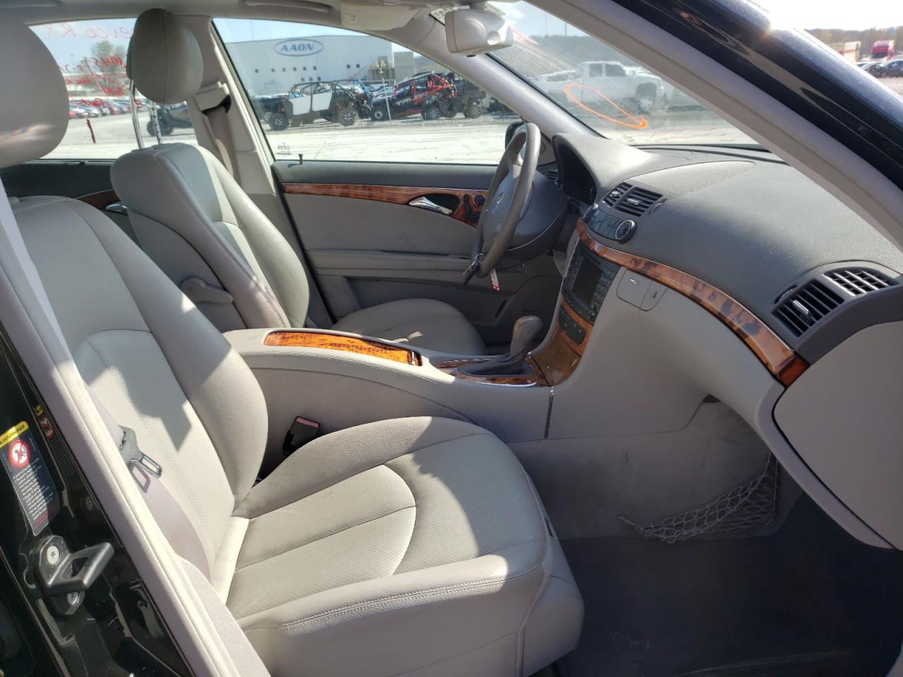 Photo 5 from auction – 2006 MERCEDES-BENZ E 350 with VIN WDBUF56J06A820366