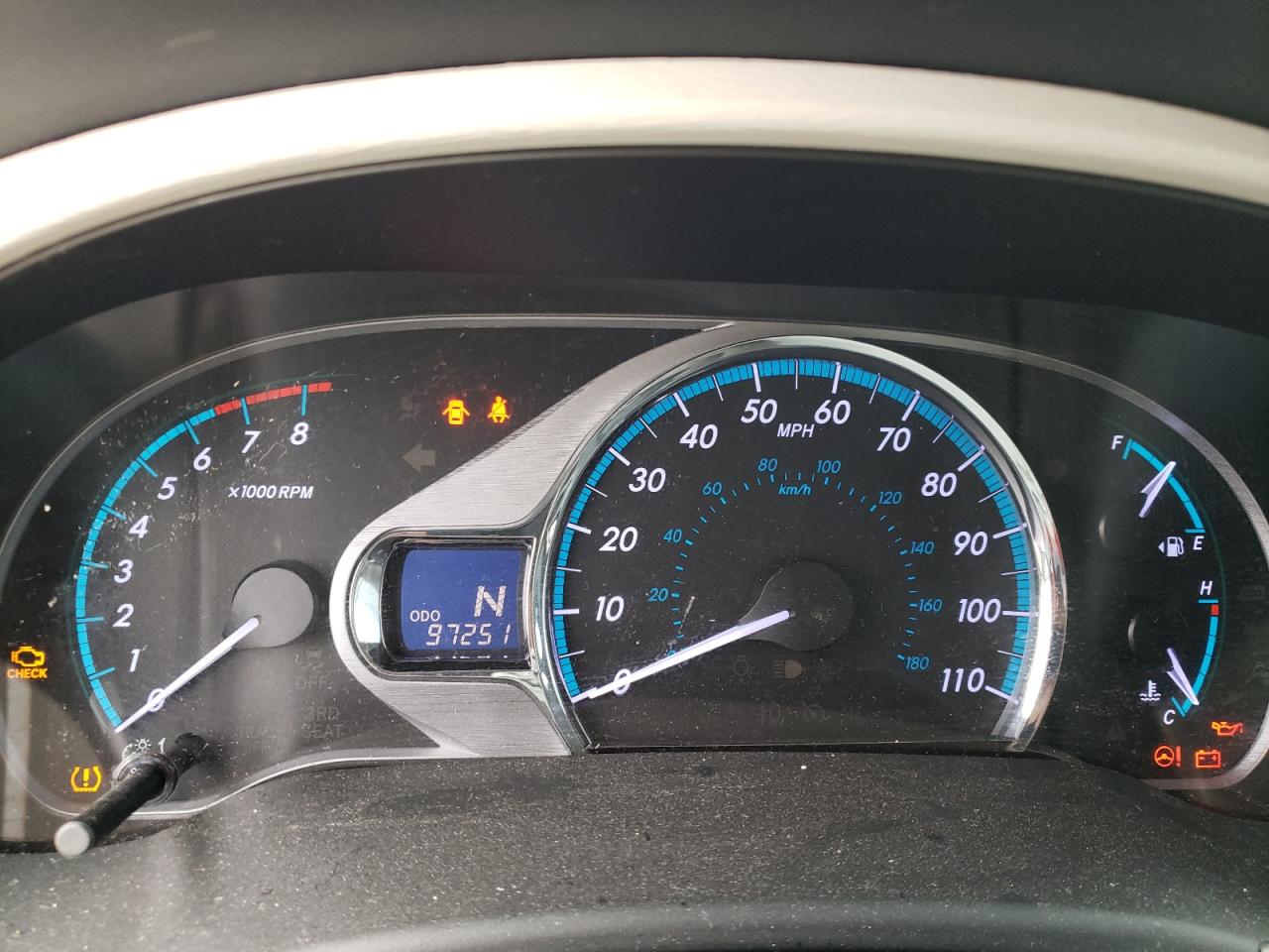 Photo 8 from auction – 2014 TOYOTA SIENNA XLE with VIN 5TDYK3DC9ES477615
