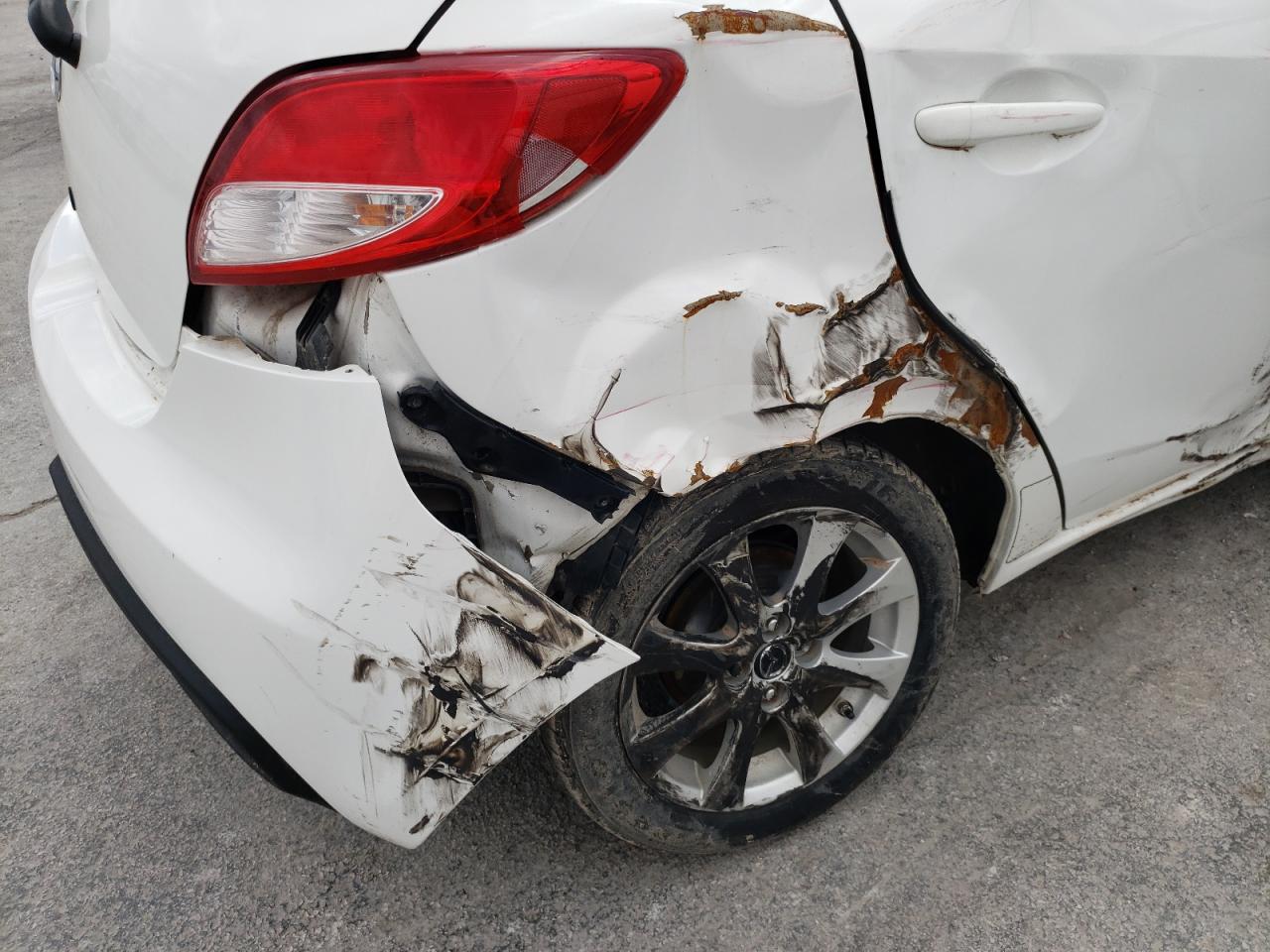 Photo 9 from auction – 2014 MAZDA MAZDA2 TOU with VIN JM1DE1LY6E0175919