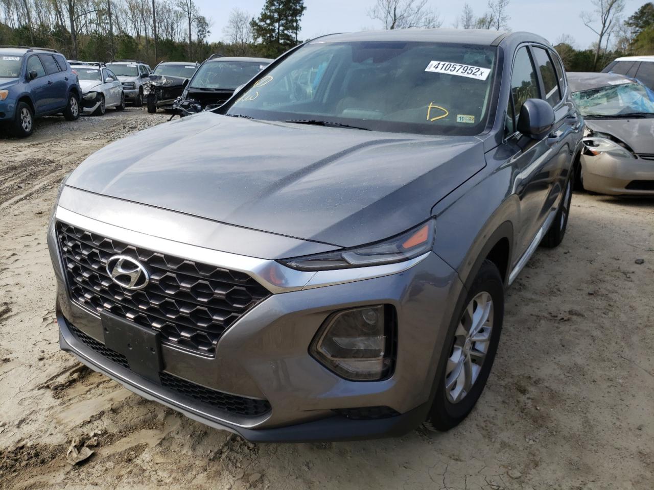 Photo 2 from auction – 2019 HYUNDAI SANTA FE S with VIN 5NMS23AD2KH021912