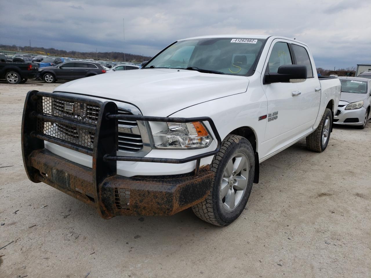 صورة رقم 2 من المزاد - 2015 RAM 1500 SLT مع VIN 1C6RR7LM8FS730733