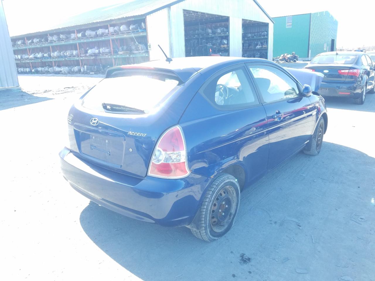Photo 4 from auction – 2011 HYUNDAI ACCENT with VIN KMHCN3BC3BU202636