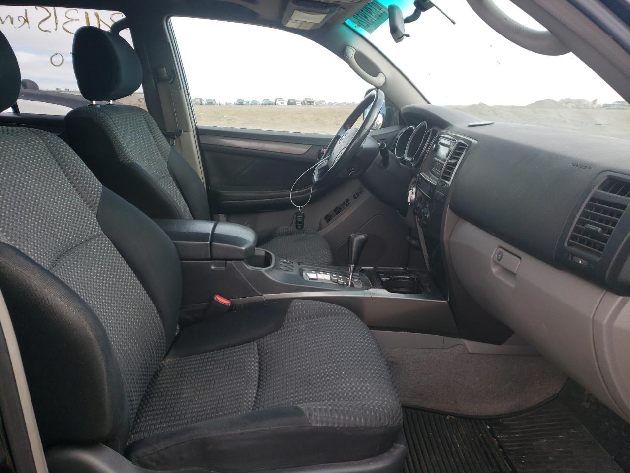 Photo 5 from auction – 2007 TOYOTA 4RUNNER SR with VIN JTEBT14R070065192