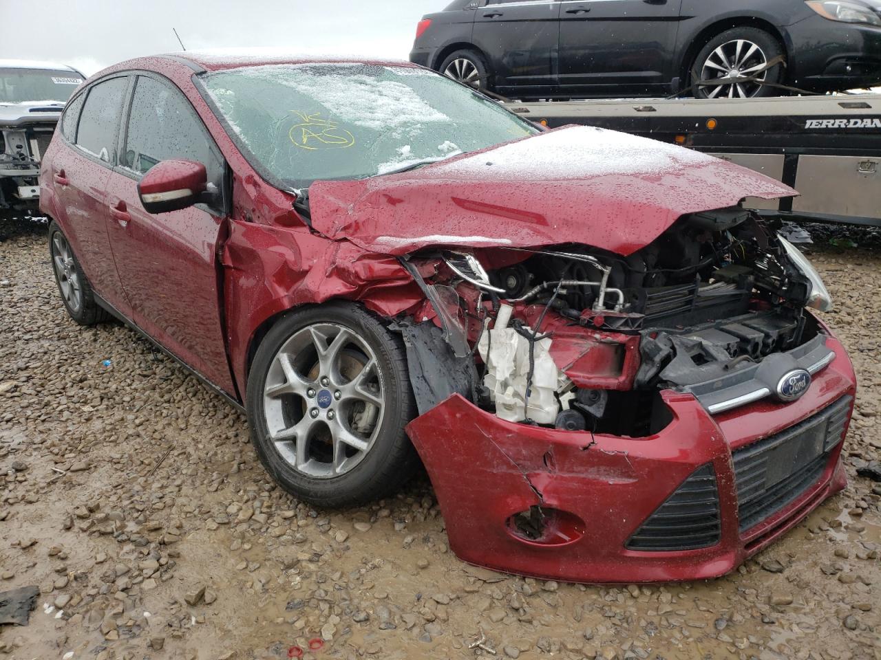 FORD FOCUS SE 2014 with VIN 1FADP3K23EL287214 - Photo from auction
