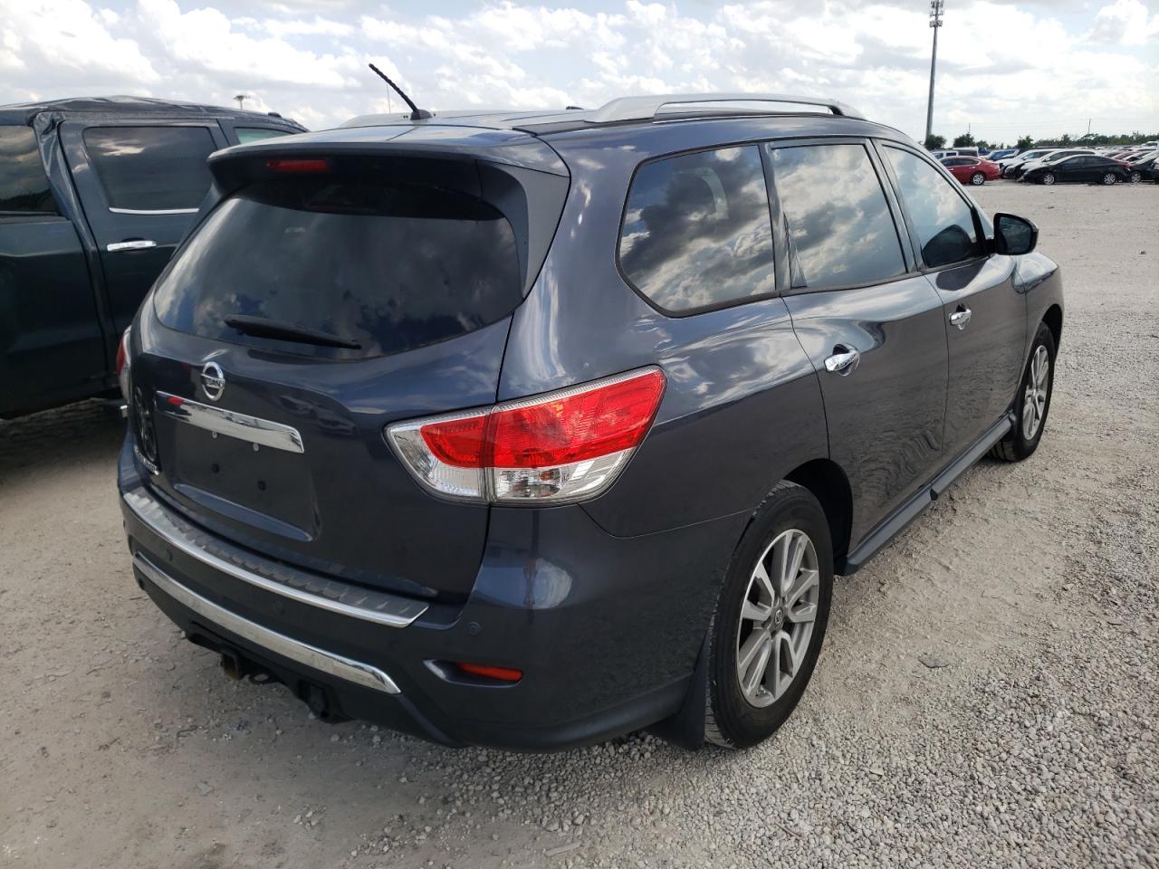 Photo 4 from auction – 2014 NISSAN PATHFINDER with VIN 5N1AR2MN4EC679252