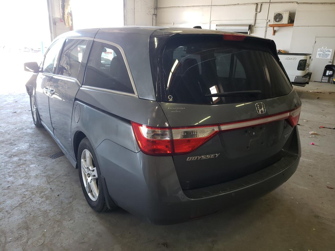 Photo 13 from auction – 2012 HONDA ODYSSEY TO with VIN 5FNRL5H99CB122778