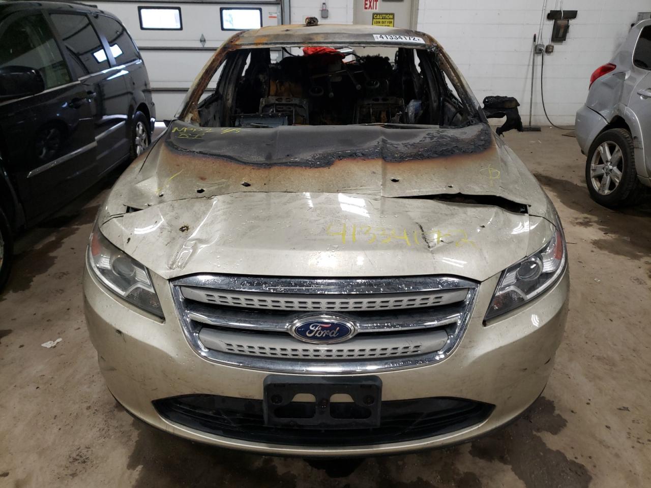 Photo 9 from auction – 2011 FORD TAURUS SEL with VIN 1FAHP2EW6BG182357