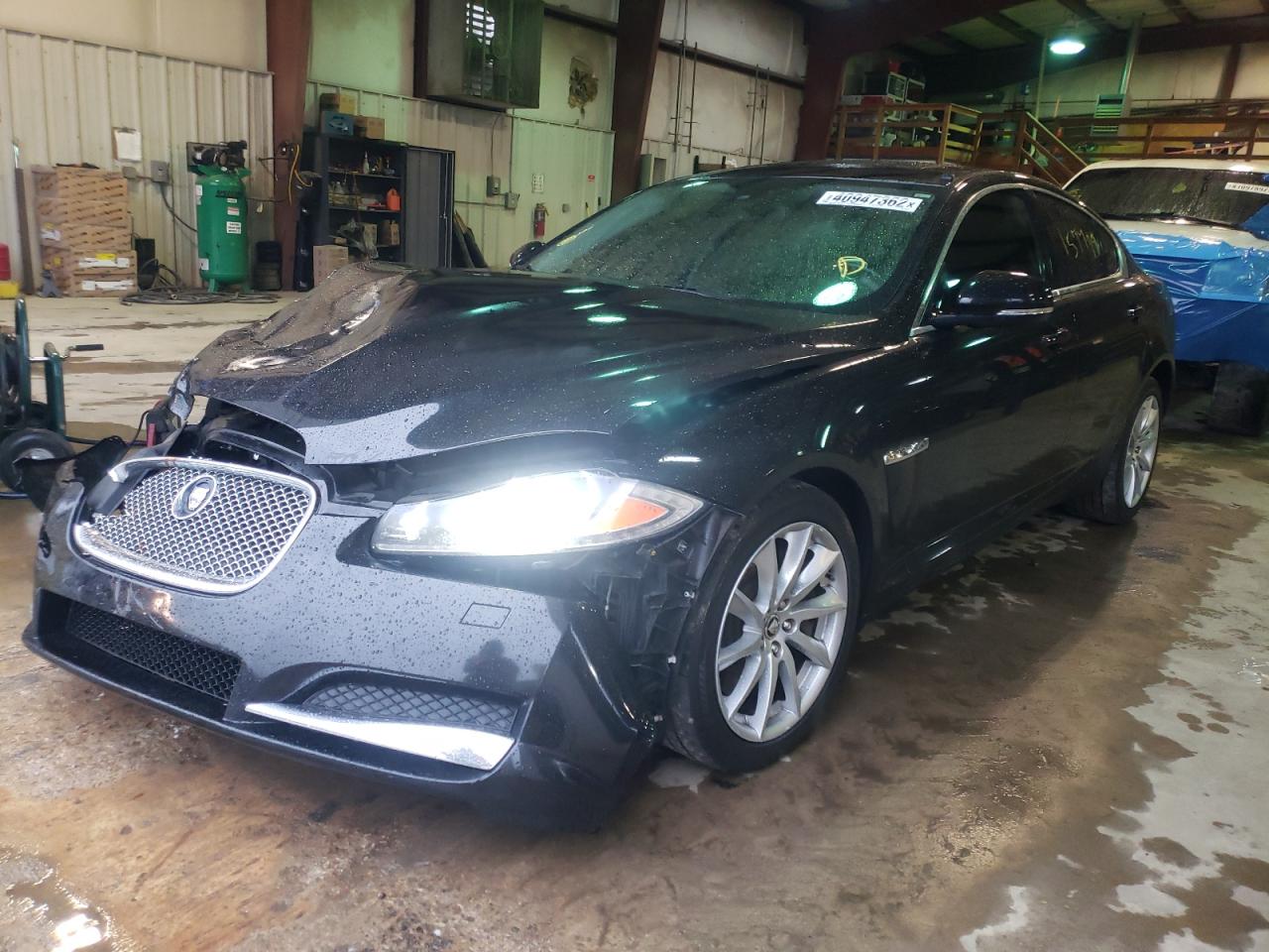 Zdjęcie 2 z aukcji – 2013 JAGUAR XF z VIN SAJWA0ES5DPS72916