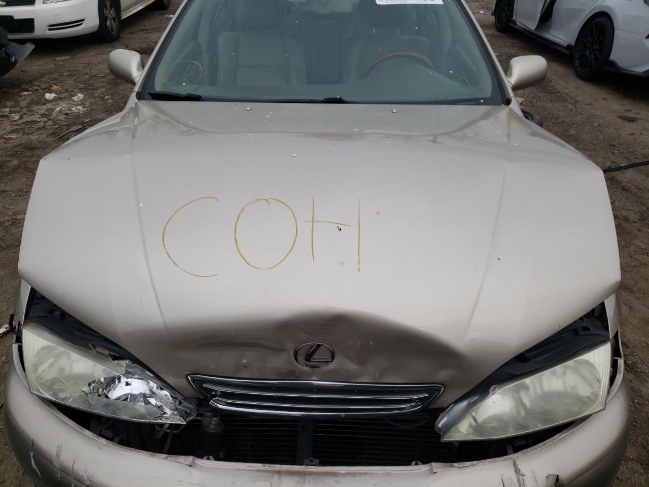 Photo 7 from auction – 2000 LEXUS ES 300 with VIN JT8BF28G0Y0286348