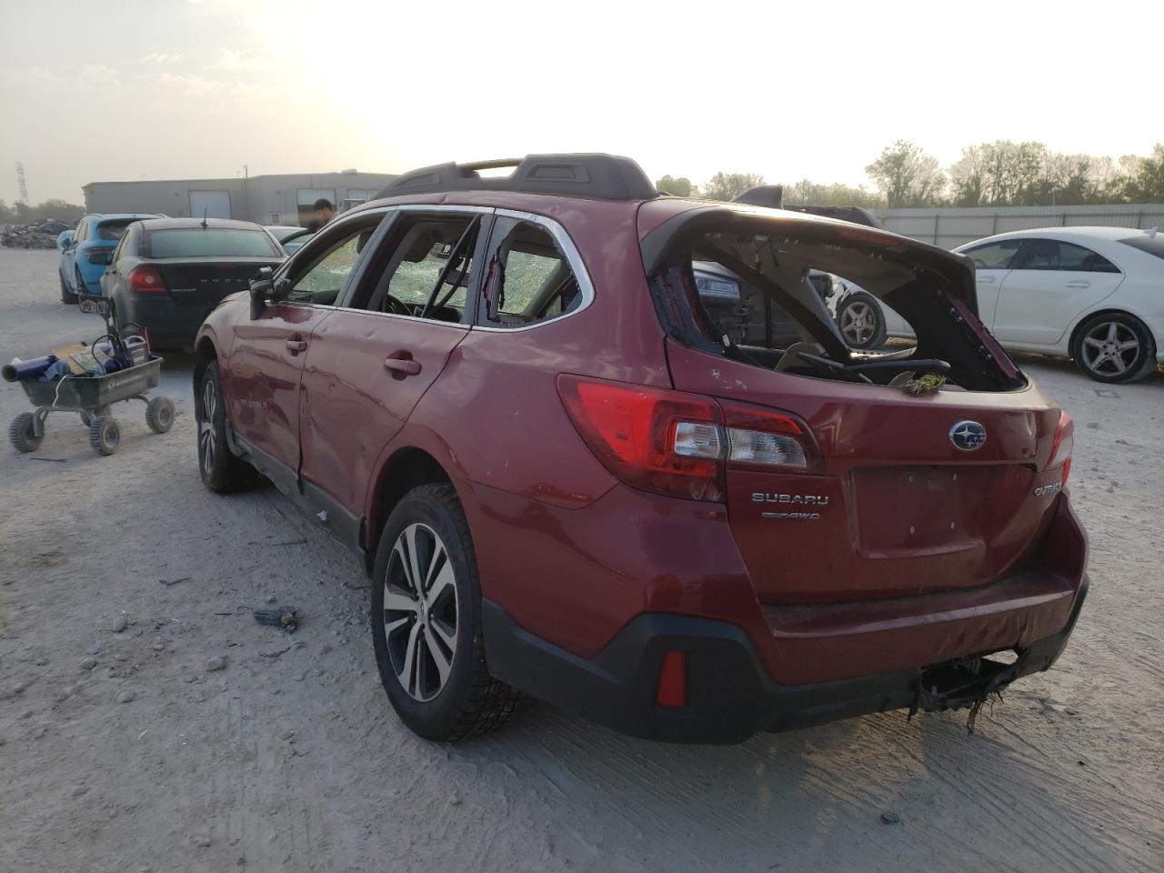 Foto 3 de la subasta – 2019 SUBARU OUTBACK 2. con VIN 4S4BSANC9K3373269