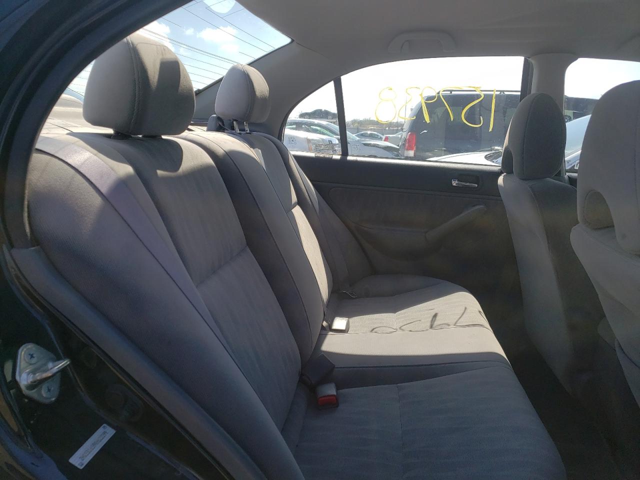Photo 6 from auction – 2004 HONDA CIVIC LX with VIN 2HGES16594H623399