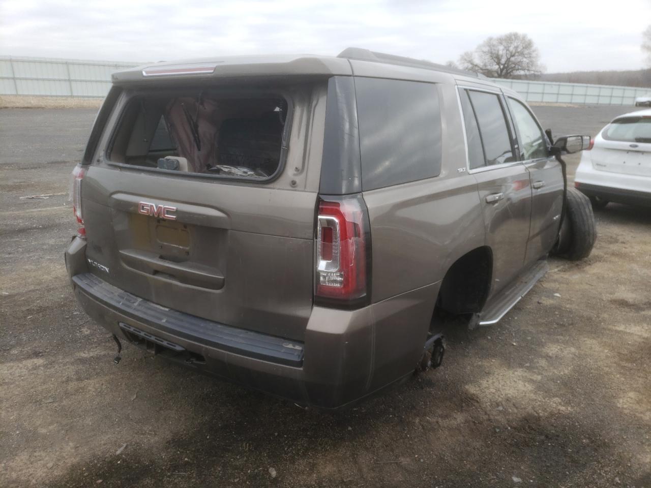 Photo 4 from auction – 2016 GMC YUKON SLT with VIN 1GKS2BKC7GR336065